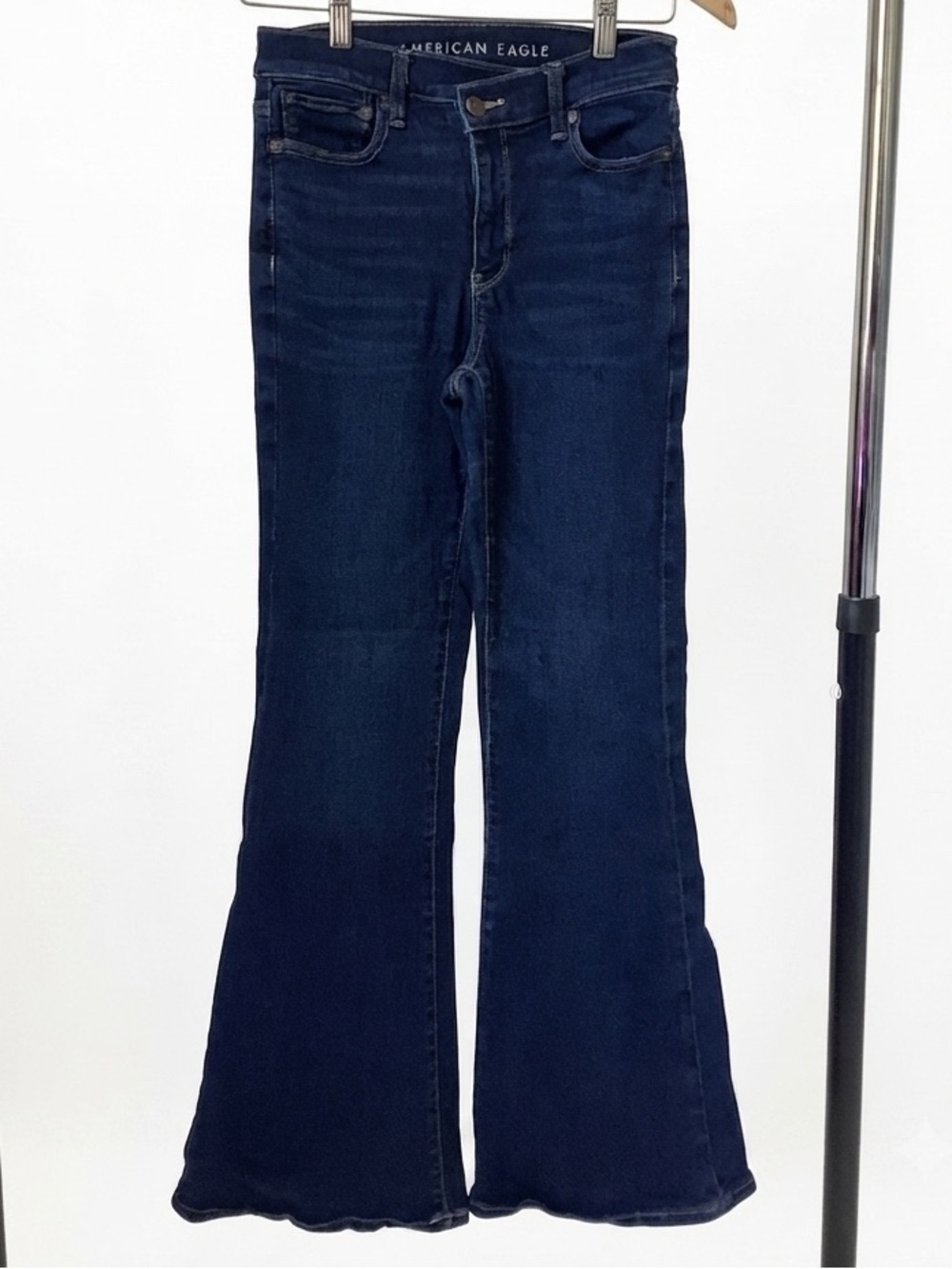 American Eagle Super High-Rise Flare Jeans 2SHORT